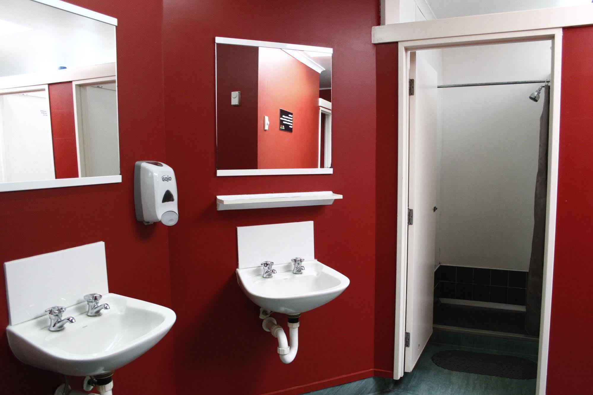 Downtown Backpackers Hostel
