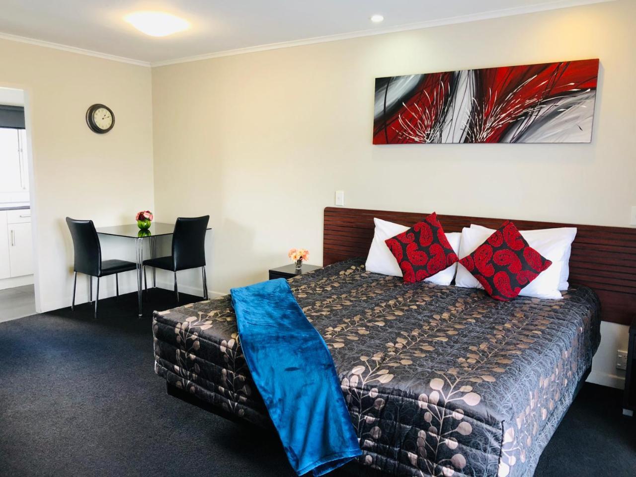 Red Rock Thermal - Mineral Pool Motel Rotorua
