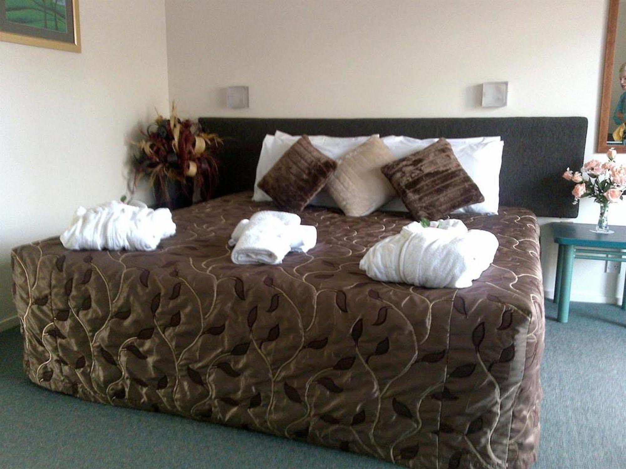 Birchwood 4*