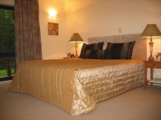 Hotel Springs 3*