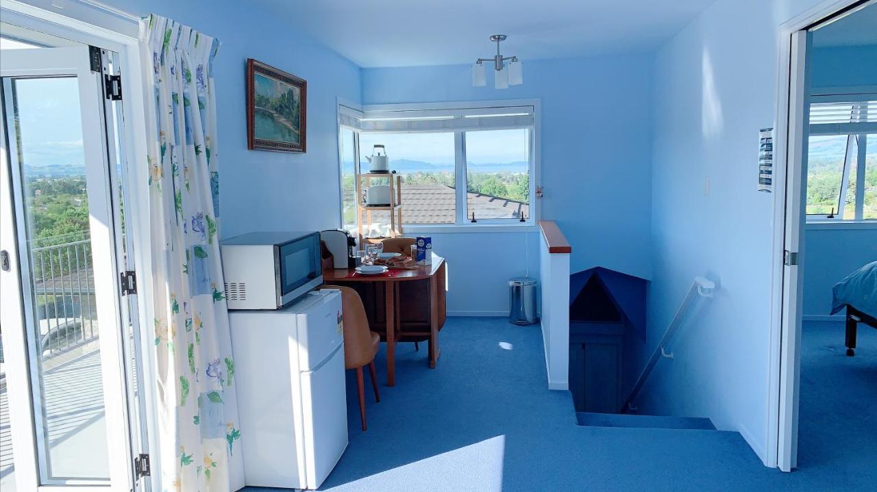 Panoramic View Without A Kitchen