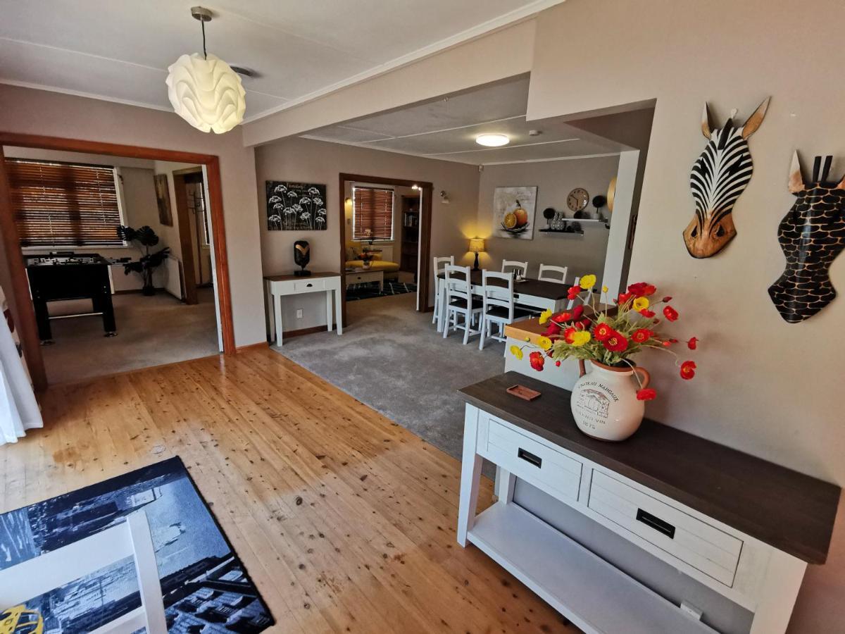Macadamia Retreat - Hygge Holiday home Rotorua