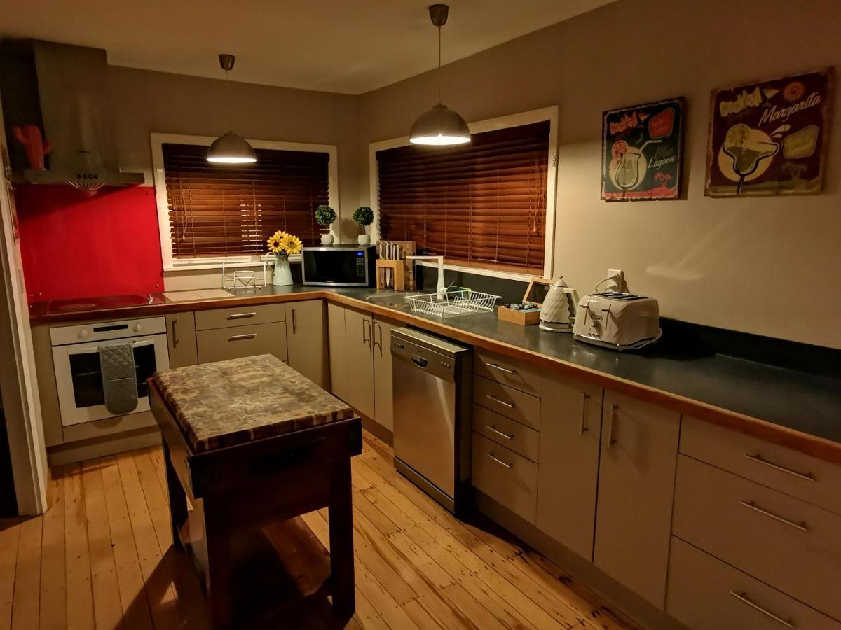 Macadamia Retreat - Hygge Holiday home Rotorua