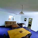 Gibson Court Motel