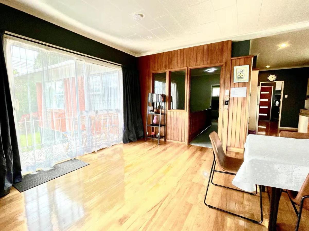 Holiday home Just Like Your Own House -free Wine *