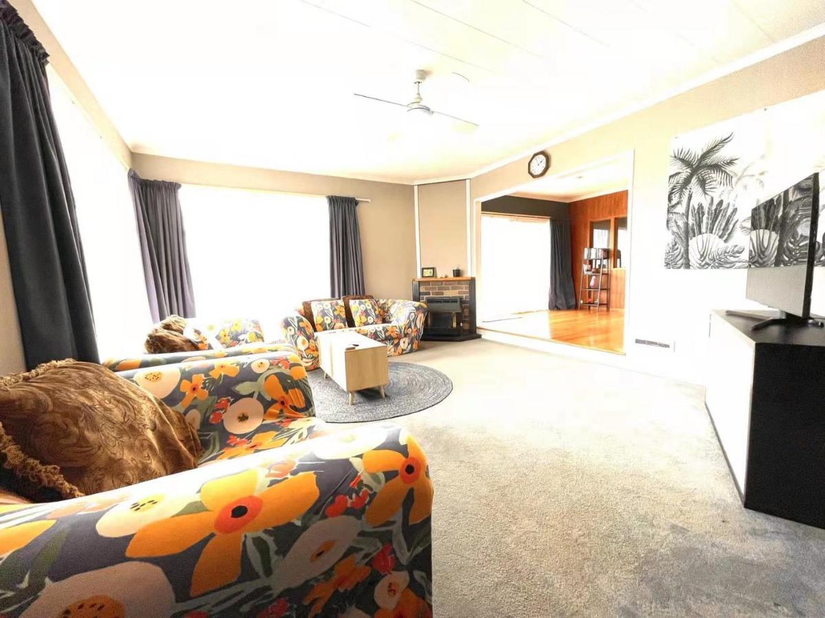 Holiday home Just Like Your Own House -free Wine Rotorua