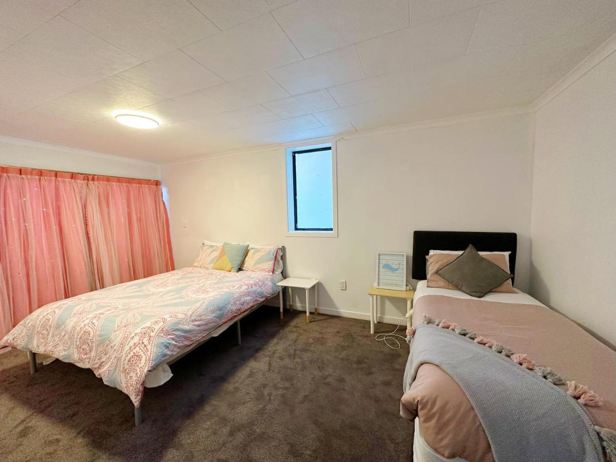 4 Bedrooms Escape, Close To Cbd Holiday home *