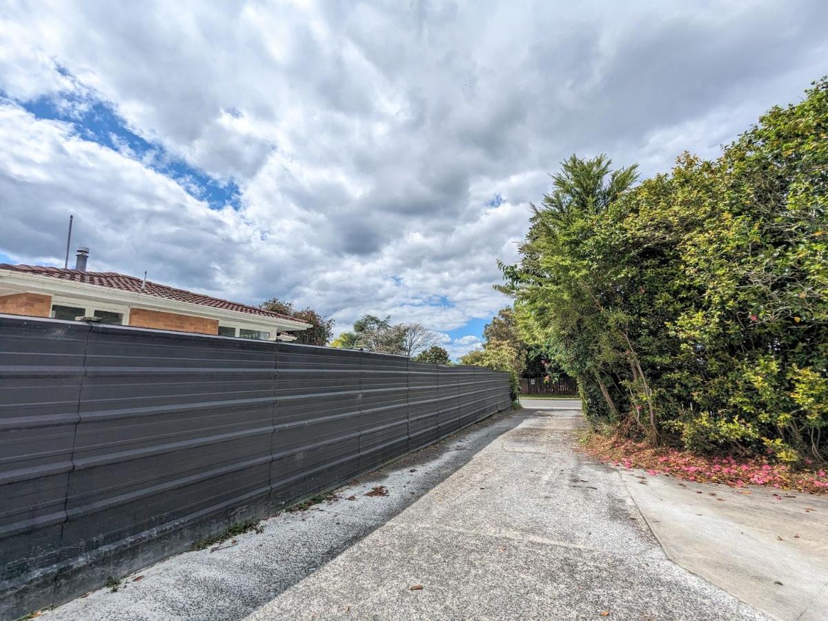 Holiday home 4 Bedrooms Escape, Close To Cbd