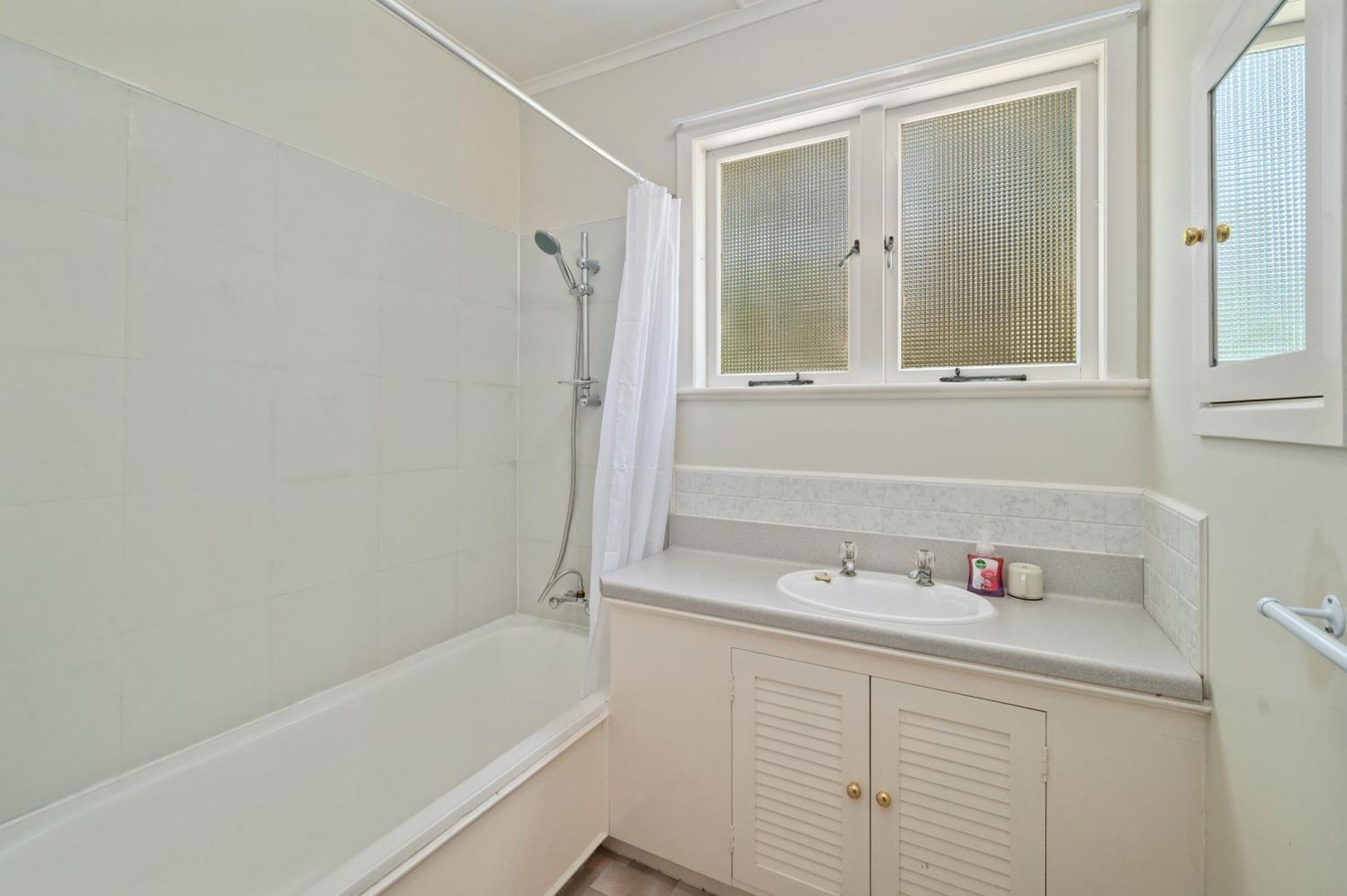 Holiday home Pool House- Springfield