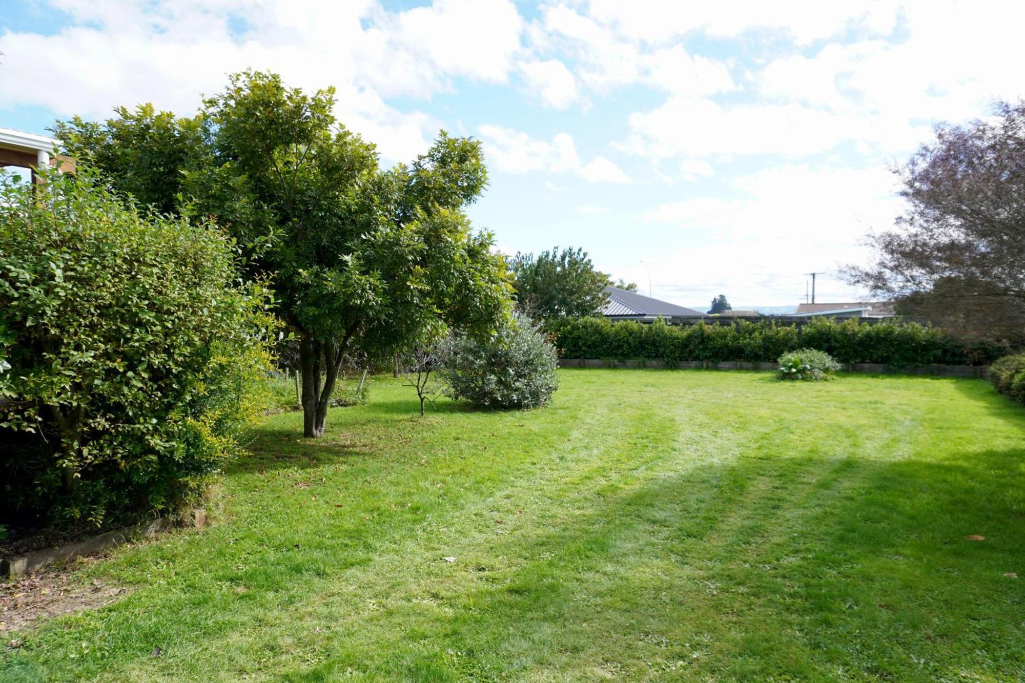 Holiday home Comfortable Home, Big Backyard *