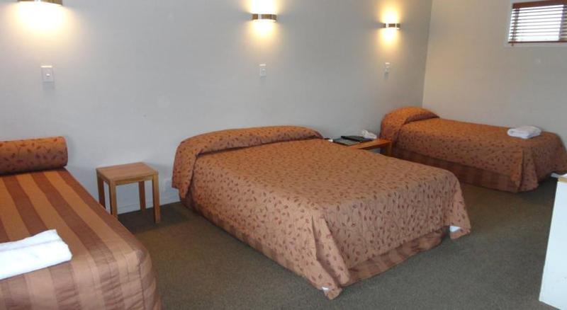Hotel Silver Oaks - Geyserland 3*