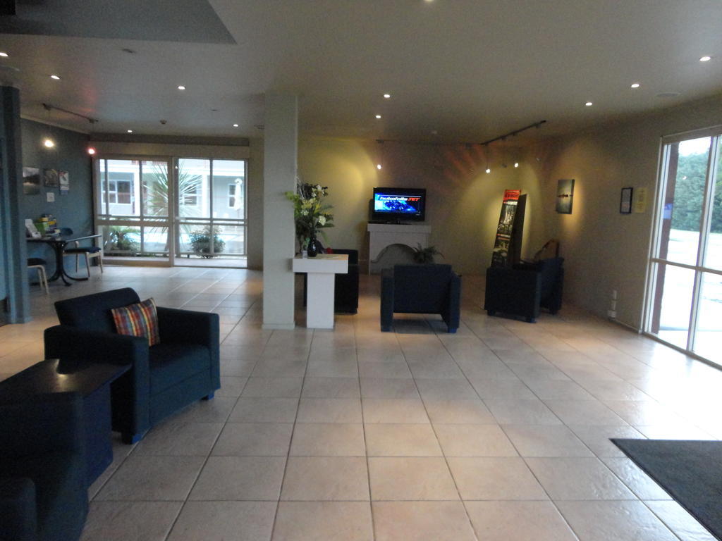 Silver Oaks - Geyserland