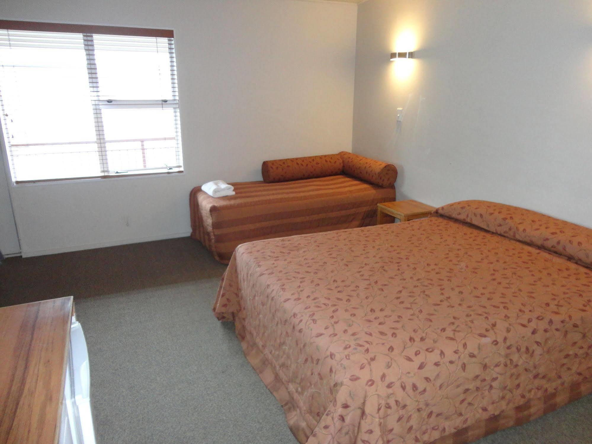 Silver Oaks - Geyserland Hotel 3*
