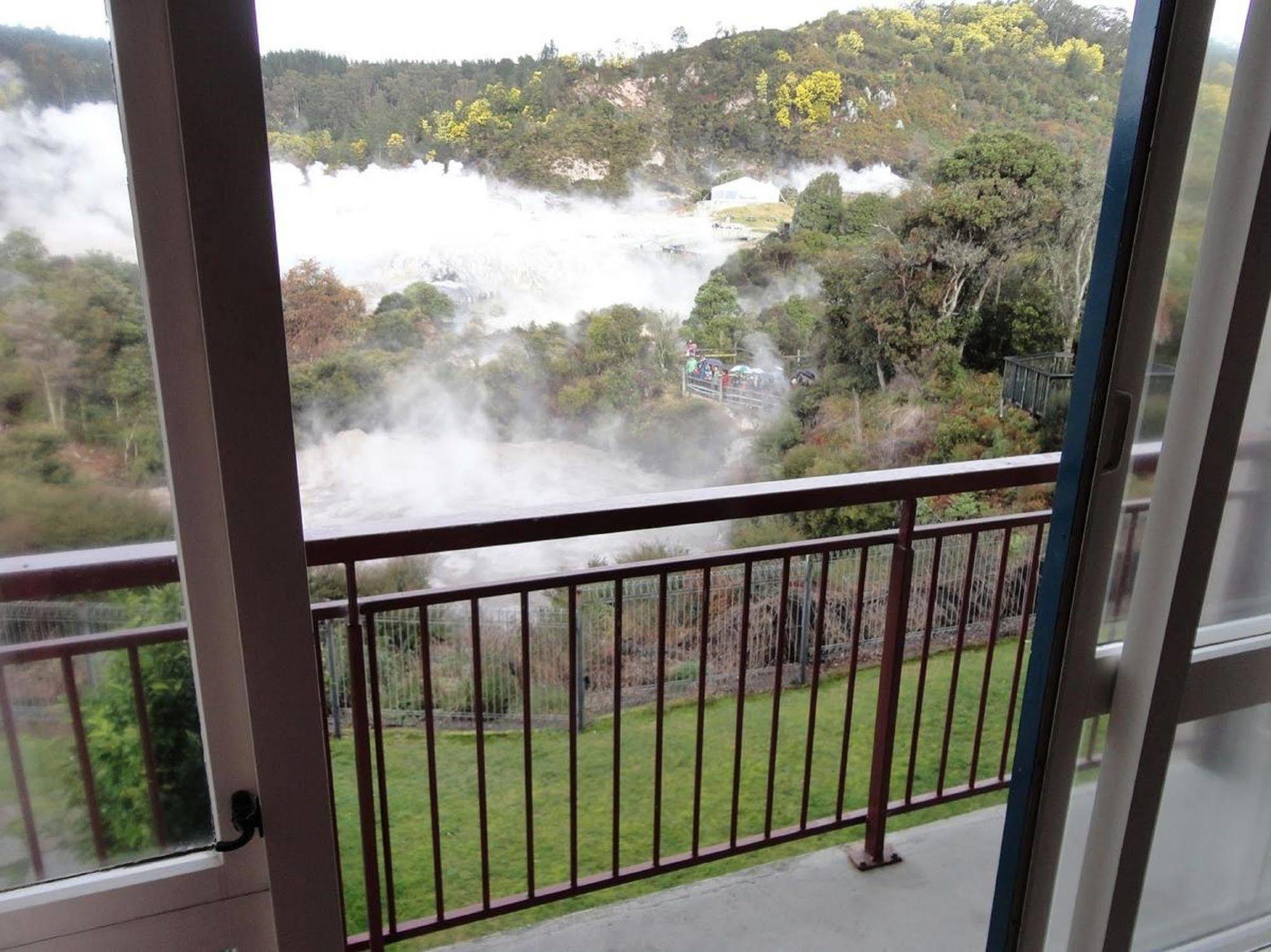 Silver Oaks - Geyserland Hotel 3*