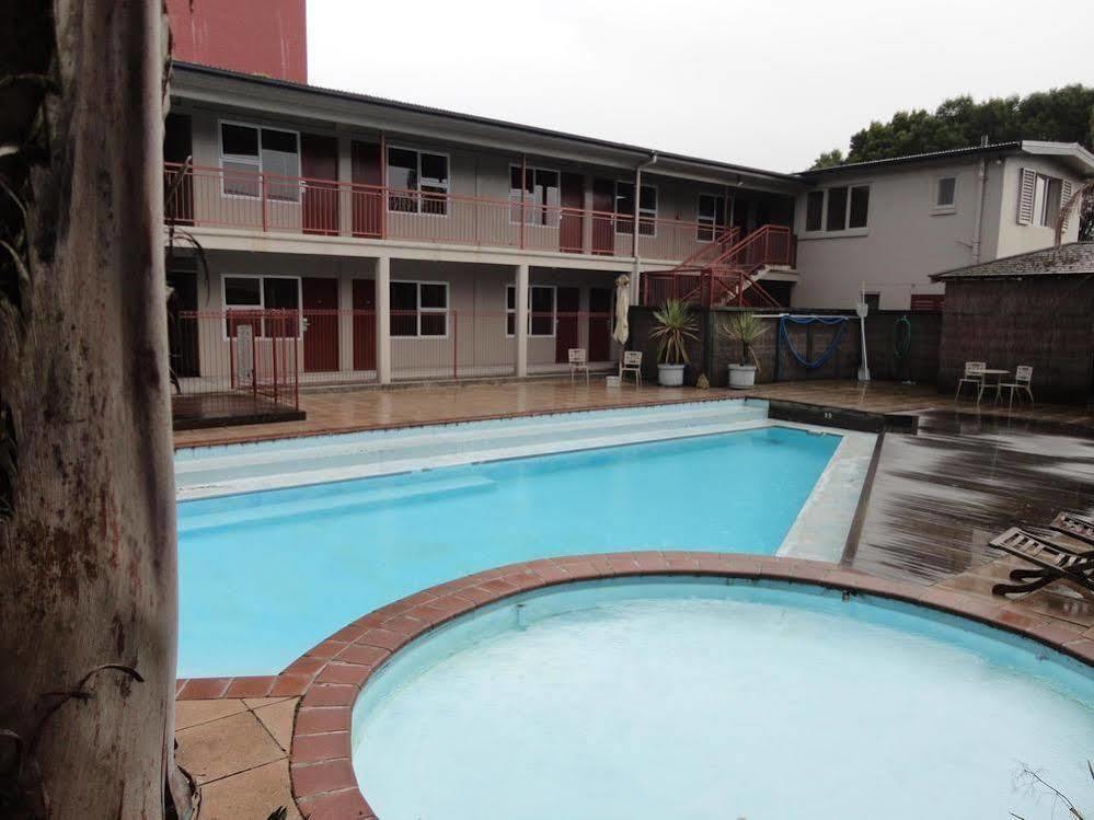 Hotel Silver Oaks - Geyserland 3*
